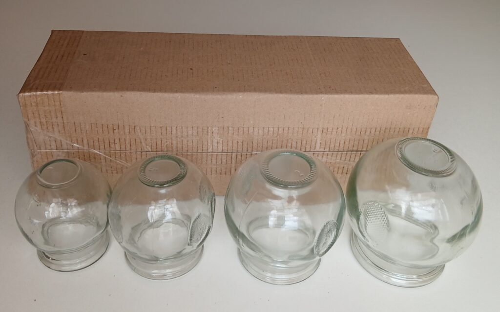 SET DE 4 VENTOSAS DE VIDRIO precio 75 soles