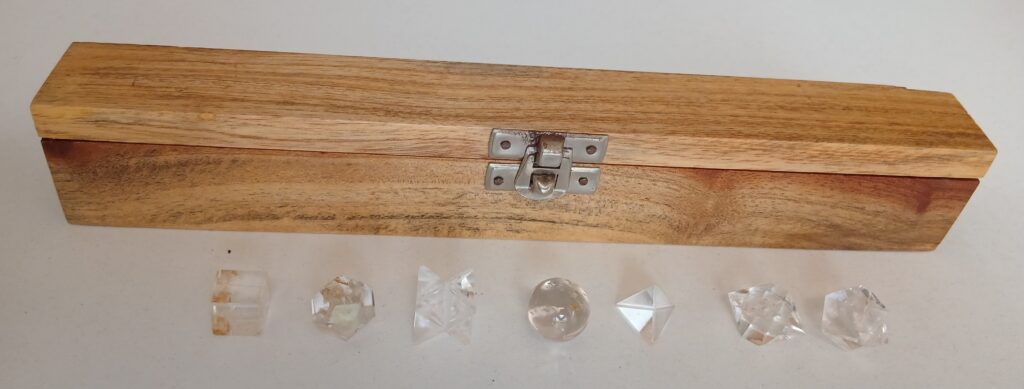 SET DE 7 SOLIDOS PLATONICOS EN CUARZO CRISTAL PRECIO 139 SOLES